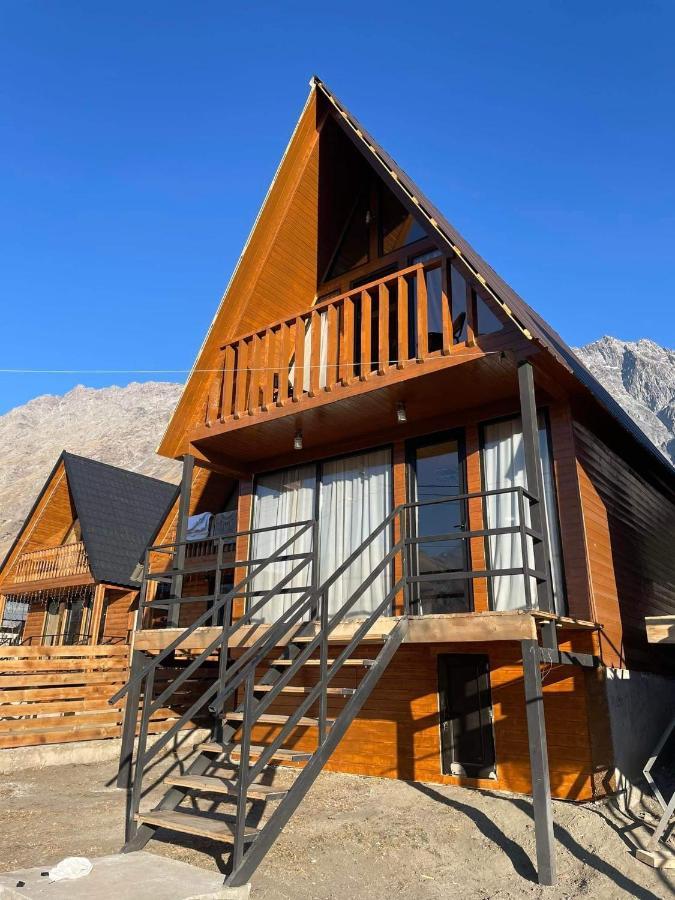 Twin Cottages Kazbegi מראה חיצוני תמונה