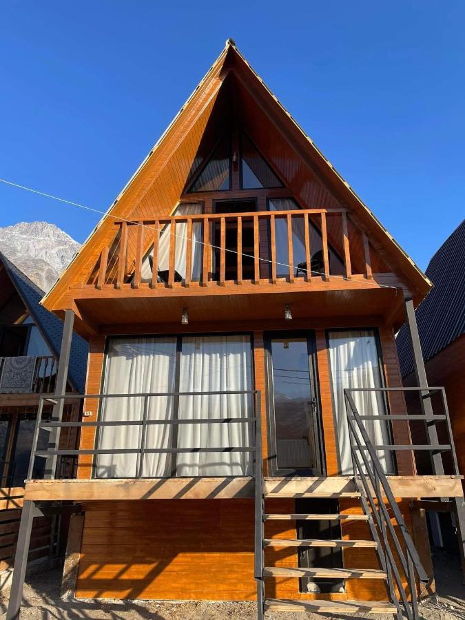 Twin Cottages Kazbegi מראה חיצוני תמונה