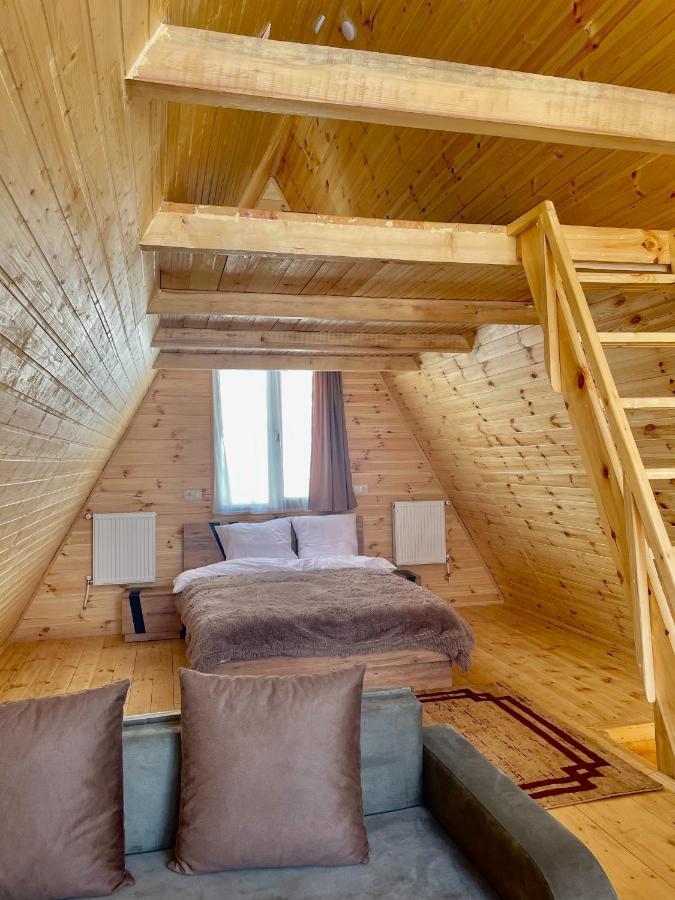Twin Cottages Kazbegi מראה חיצוני תמונה